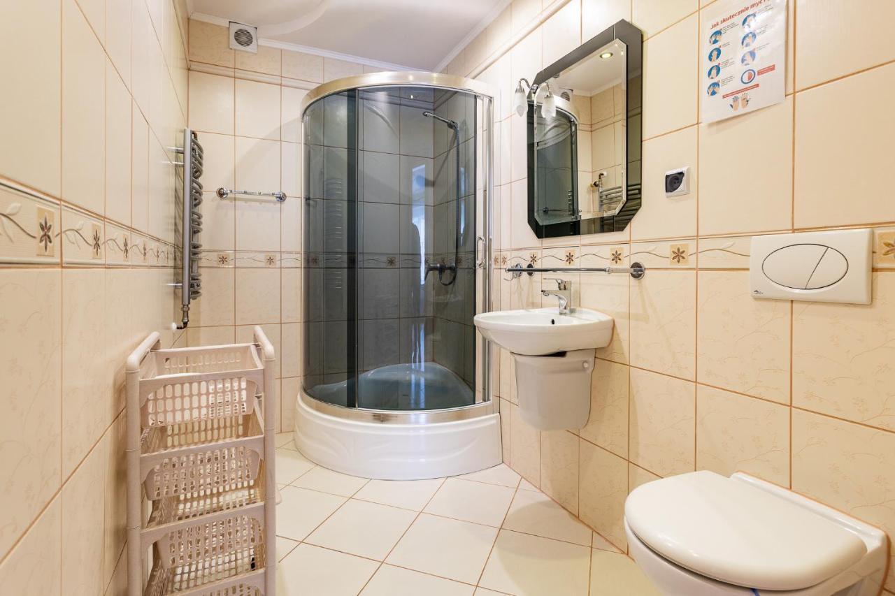 Pokoje Goscinne Katarzyna Kur Debki Exterior photo